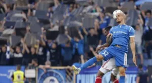 Касъмпаша ще убеди с финанси Обертан да не преподписва с Левски?