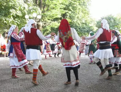 Кои са най-трудните български хора, които се танцуват?