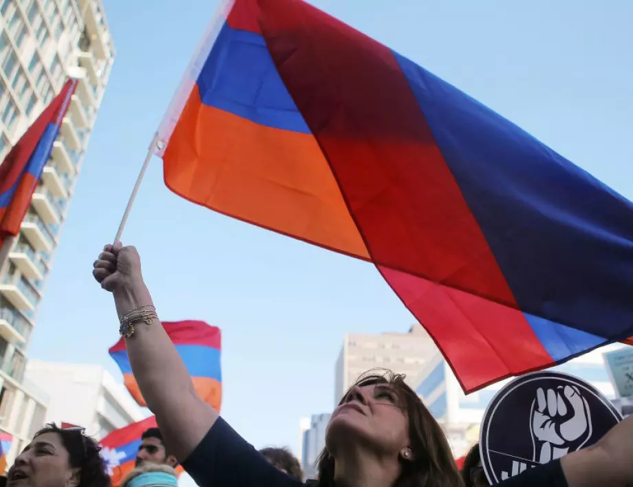 "Възраждане" подкрепя мирния протест на арменската общност в България