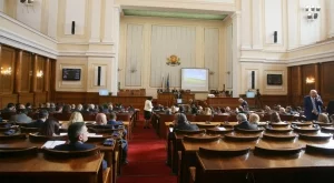 Народното събрание прие бюджетите на КЕВР и КФН