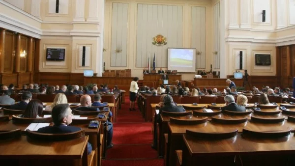 Двама вицепремиери и четирима министри ще участват в парламентарния контрол