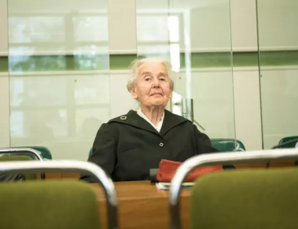 Баба-нацист избяга от германското правосъдие