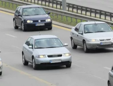 Интензивен е трафикът по автомагистрала „Струма”