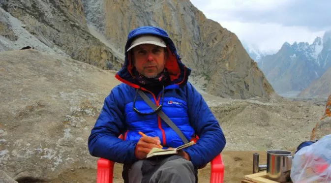 Спасителният екип на Боян Петров ще атакува връх Шиша Пангма