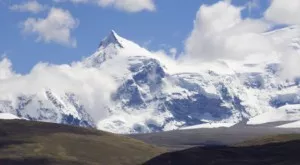 Още един българин ще опита да покори Шиша Пангма