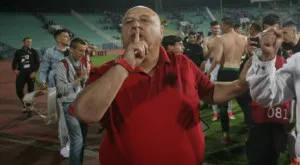 Венци Стефанов съсипа Левски: Биха ви четирима сервитьори и двама автомонтьори