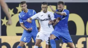 {{ otherArticle[0].article.title }}