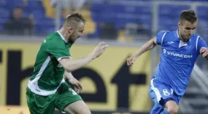 {{ otherArticle[0].article.title }}