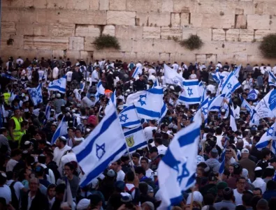 Хиляди протестираха в Израел, искат оставката на Нетаняху 
