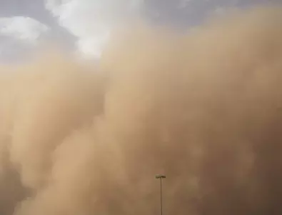 Пясъчна буря блокира Канарските острови (ВИДЕО)