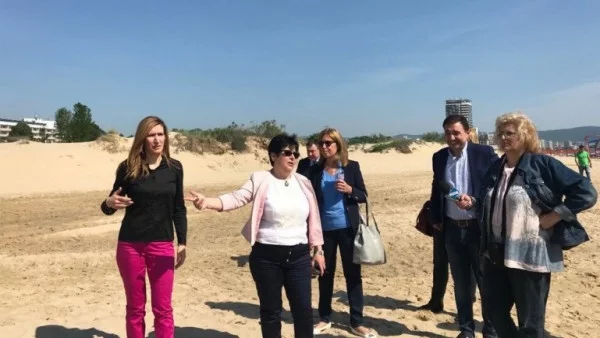 Ангелкова: Водата на плажа в Слънчев бряг е отлична