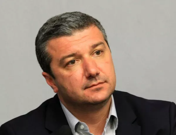 Драгомир Стойнев: Отлагането на закона за горивата показва как работи парламентът