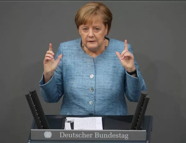Меркел подкрепя среща Путин-Тръмп