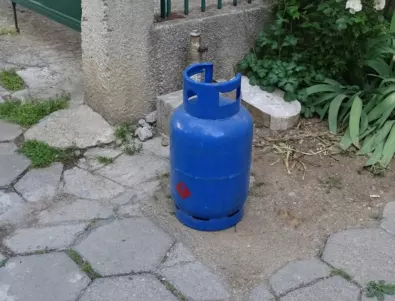 Бургазлии се борят за живота си след взрив на газова бутилка