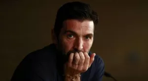 Трансферът на Буфон в ПСЖ е на път да пропадне