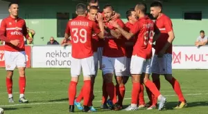 {{ otherArticle[0].article.title }}