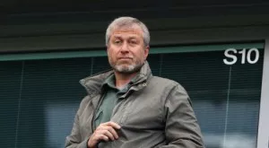 {{ otherArticle[0].article.title }}