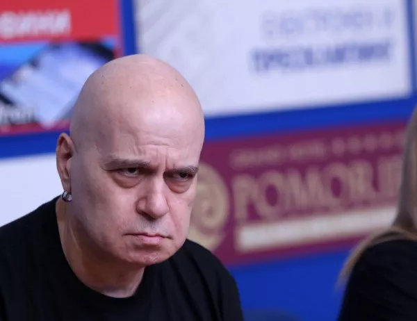 Слави Трифонов: БНТ ще подкрепят ли Валери Симеонов? Питам, за да стигна дъното на срама