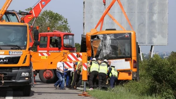 Експерт за катастрофата на АМ "Тракия": Градските автобуси не трябва да излизат на магистралата