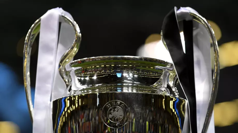 УЕФА отрече тя да определя националните шампиони при недоиграване на сезона
