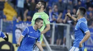 {{ otherArticle[0].article.title }}