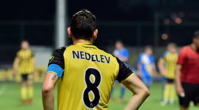Неделев започва преговори за нов договор с Ботев, само при едно условие би играл в друг български отбор