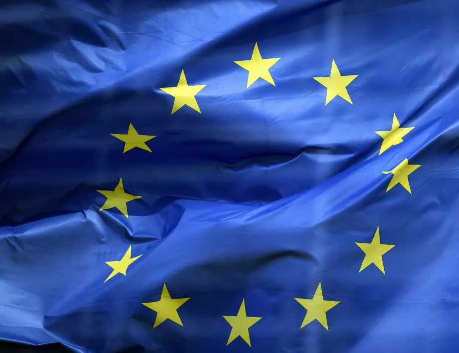 ЕС удължи с година санкциите за химическо оръжие
