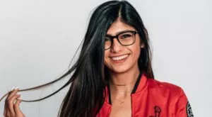 {{ otherArticle[0].article.title }}