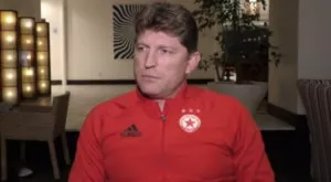 {{ otherArticle[0].article.title }}