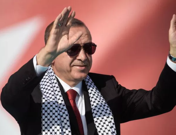 Ергодан: Турция приюти 4 млн. бежанци, а ЕС не изпълни обещанието си