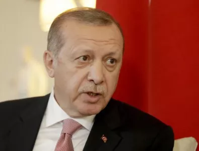 Ердоган и Макрон обсъдиха договорената със САЩ 