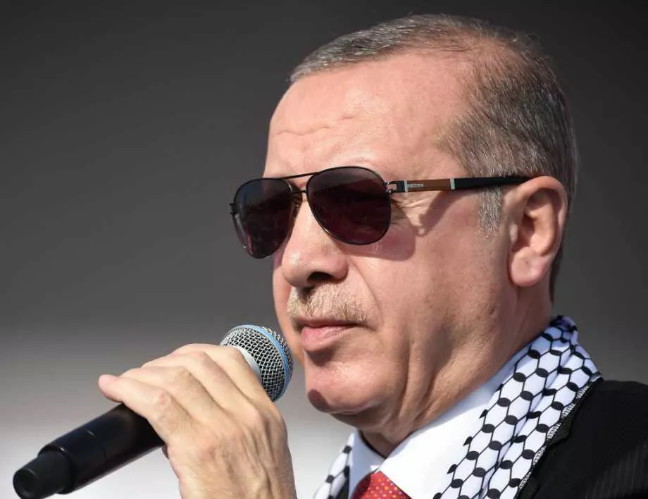 Ердоган заплаши Асад, но говори против война - засега