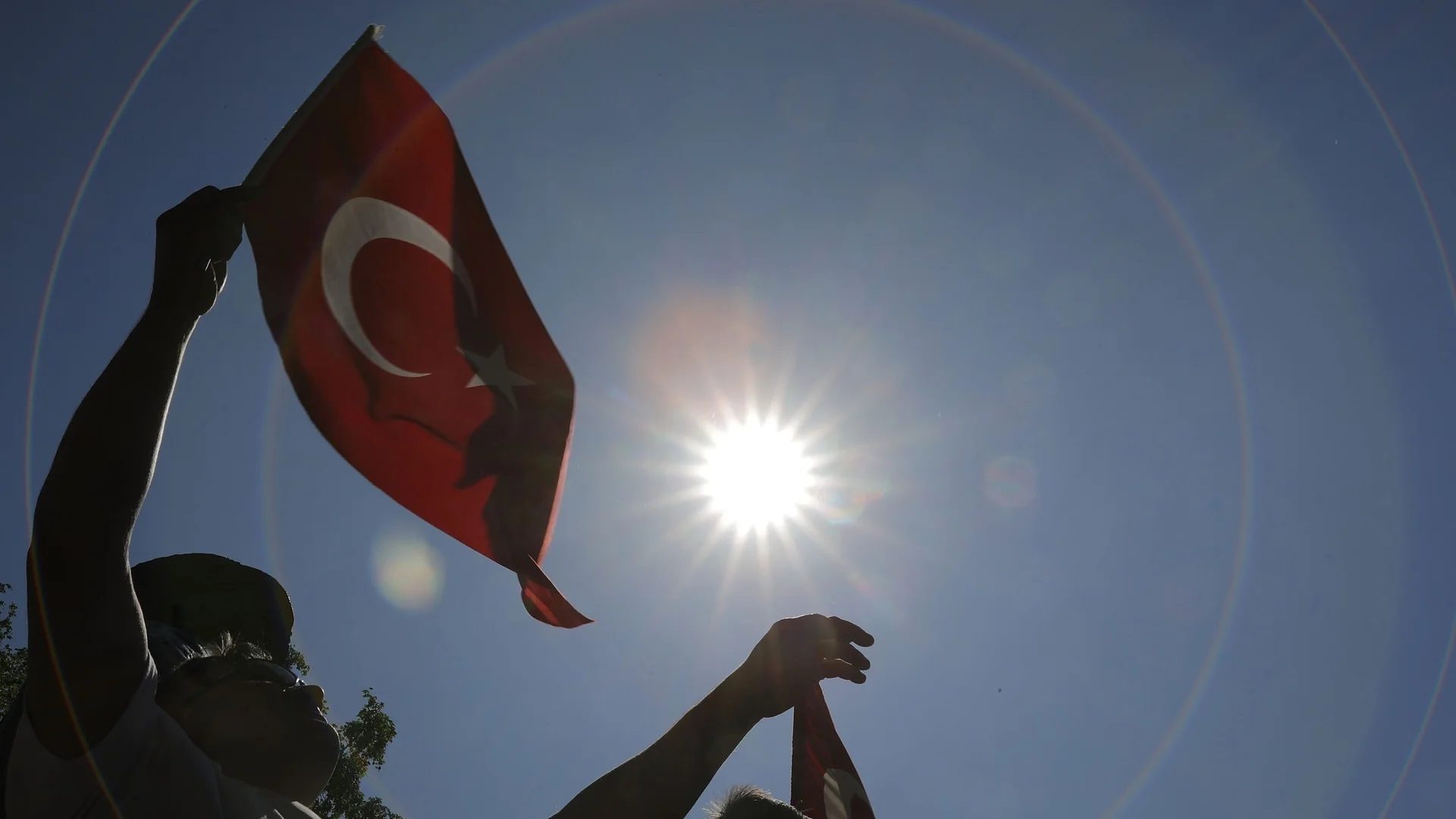 Как Турция и Мароко помагат на Русия в критичен момент