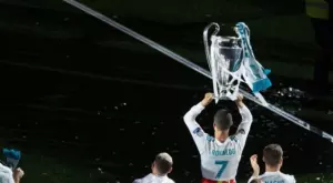 2018/05/30/0887387001527676356