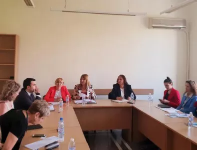 ДАЗД инициира среща за проблемите с българските деца в чужбина