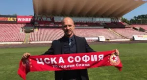 Спрягат Нестор Ел Маестро за треньор на Словакия