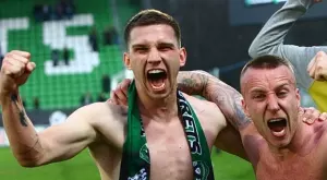 {{ otherArticle[0].article.title }}