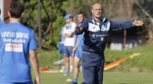 Делио Роси зачеркна трима за следващия сезон