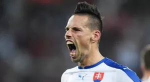 Гуанджоу Евергранд се отказа от Хамшик, причината е невероятна