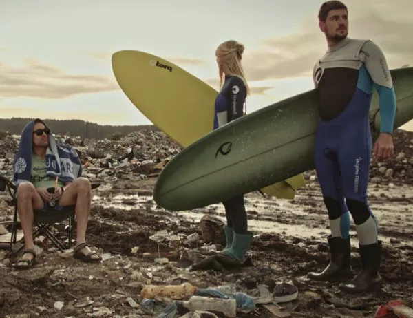 Почистват черноморски плажове на Международния ден на сърфинга 