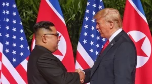 Срещата между Доналд Тръмп и Ким Чен Ун - много показност, малко конкретика (Снимки)