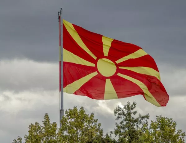 Джамбазки вижда албанска опасност заради референдума в Македония