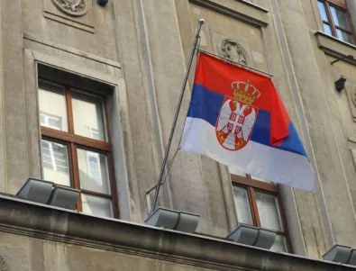 Хан иска от Вучич Сърбия по-бързо да прилага истински върховенството на закона