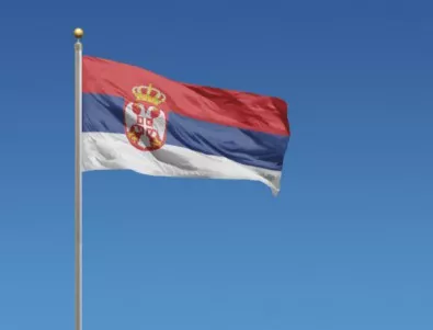 Сърбия вдигна пътните такси за чужди автомобили