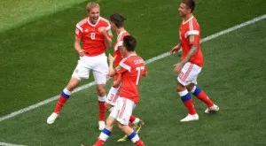 Русия на 99.9% на осминафинал на домашното Световно първенство по футбол