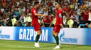 {{ otherArticle[0].article.title }}