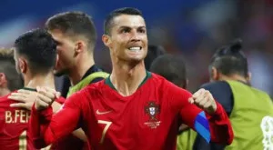 {{ otherArticle[0].article.title }}