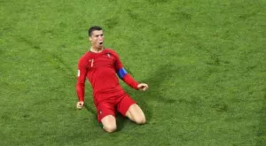 {{ otherArticle[0].article.title }}