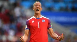 Халдорсон спря Меси, но отчая и Роналдо на Евро 2016