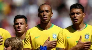 Миранда питал Тите: Трябваше ли да падна при фаула на Зубер?